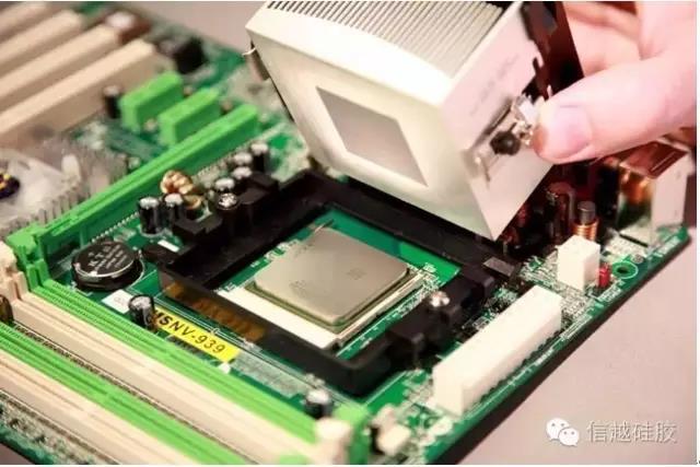 薄小電子產品散熱設計與軟件硅膠導熱材料應用